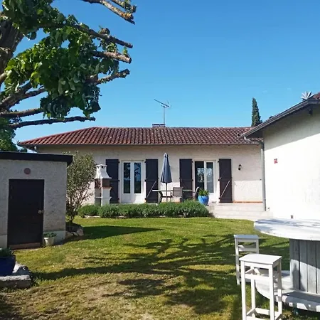 Maison A La Campagne Avec Piscine Feriehus Nègrepelisse